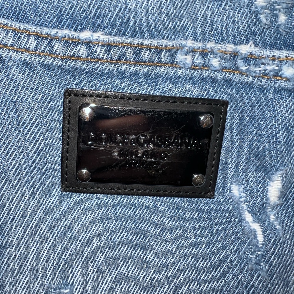 Dolce & Gabbana Distressed Jeans Model: GV1TADG8HG7S9001 - Picture 2 of 2